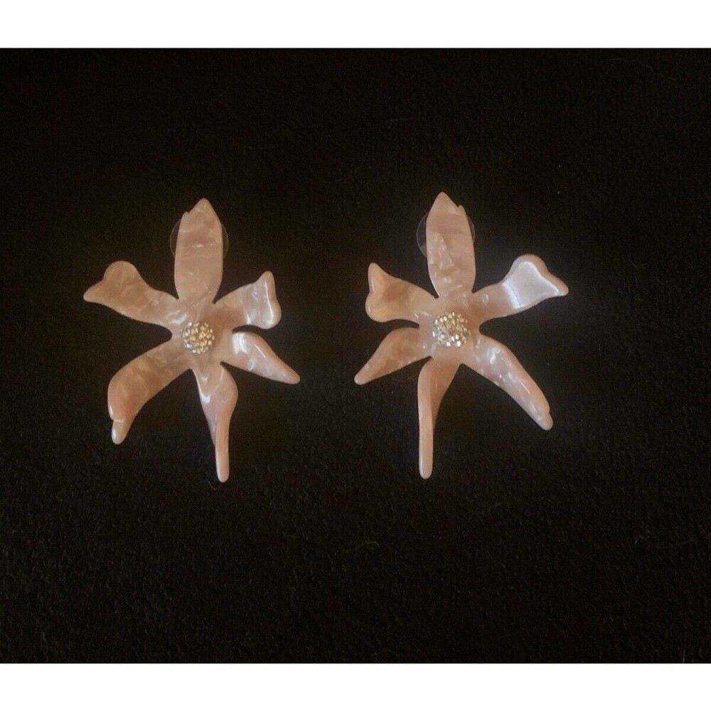 Authentic Signed LELE SADOUGHI Water Lily Blush Earrings